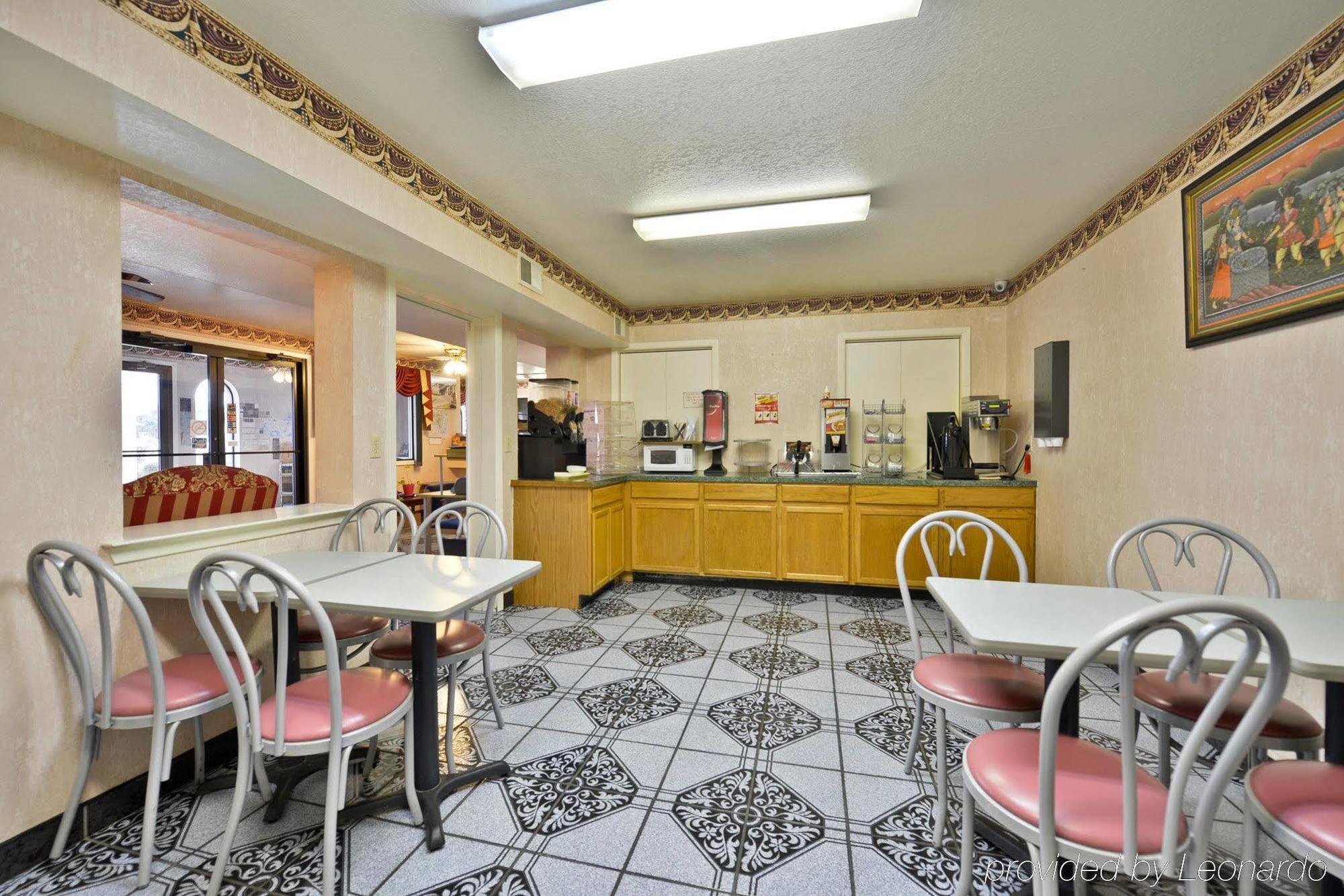 Budget Inn San Antonio Downtown I-10 East Экстерьер фото